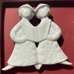 Haviland Ceramic Carolers Figurine 1974